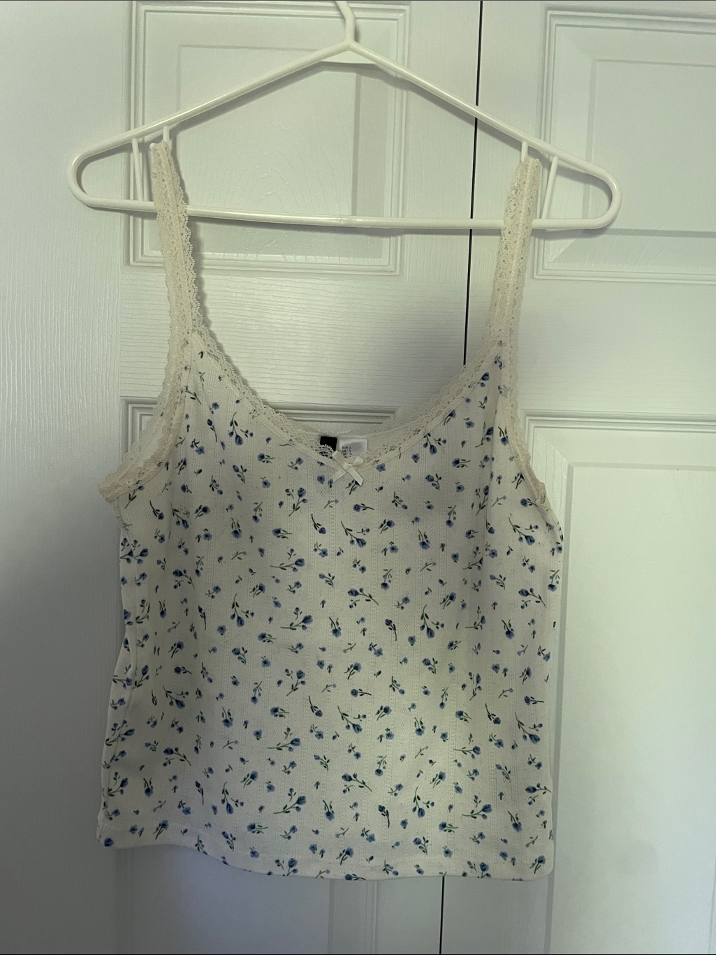 H&M Divided White Tank With Light Blue Floral Dots